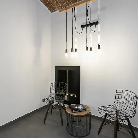 Level -1 Loft Center By Renters