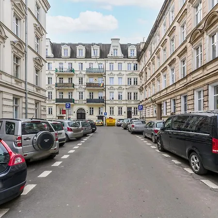 Apartment Level -1 Loft Center By Renters Poznan