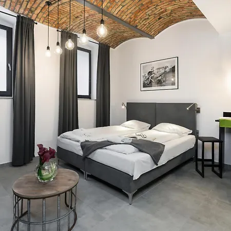 Apartment Level -1 Loft Center By Renters Poznan