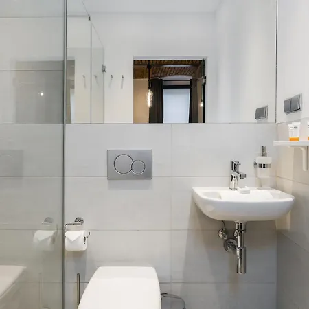 Appartamento Level -1 Loft Center By Renters *