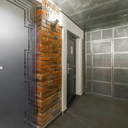 Level -1 Loft Center By Renters *