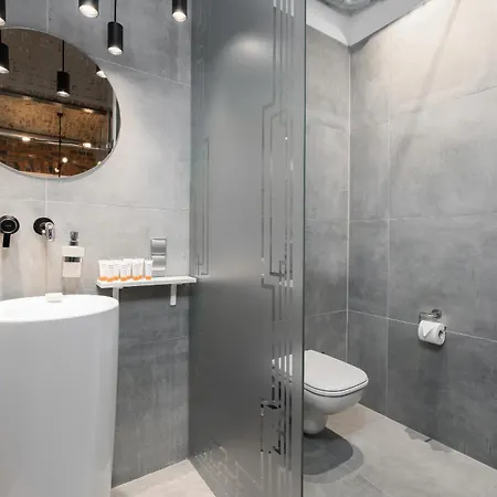 Level -1 Loft Center By Renters Poznan