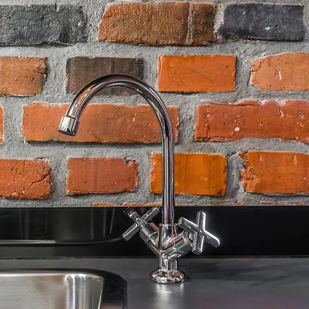 Level -1 Loft Center By Renters *