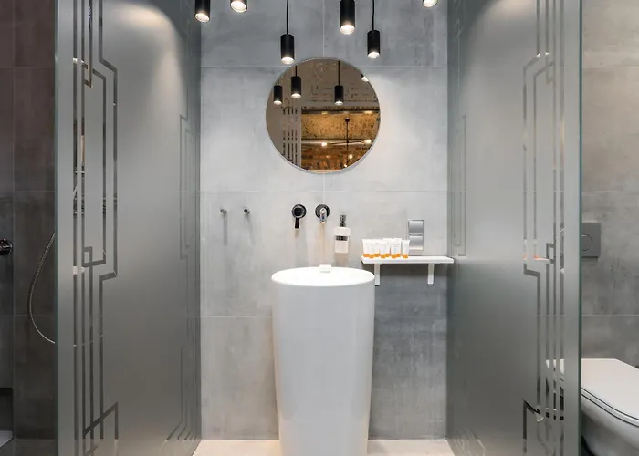 Level -1 Loft Center By Renters Διαμέρισμα *